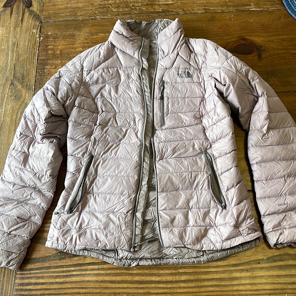 Women’s North Face Lightweight 800 fill down Puffer Mauve Dusty Pink Size Medium
